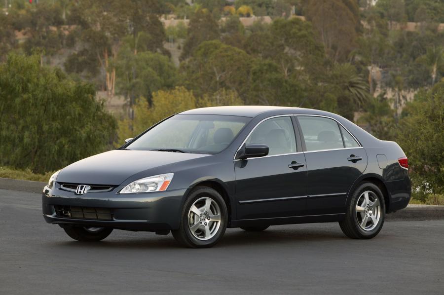  Honda Accord Hybrid America 2005 года  (фото 37 из 69)